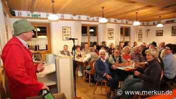 „Lustiger Abend mit einigen Überraschungen“: Starkbierprobe in Königsdorf - Trachtenheim vollbesetzt