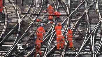 Thousands of jobs to be axed in great rail shake-up subscription