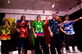 Grandiose Sinnlosigkeit im Kleinen Bühnenboden