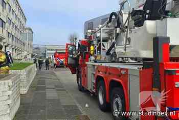 Ontruiming oud-kantoorpand Lelystaete na brand, arbeidsmigranten op straat