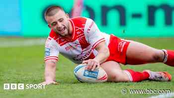 Clinical Hull KR beat Leigh to extend lead at top