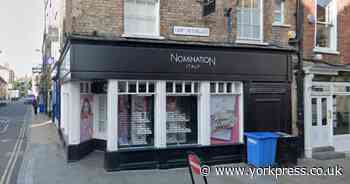 Group of youths seen running from York jewellers after window was damaged