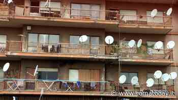 Ex scuola occupata 8 marzo, preoccupano le bombole del gas: parlamento e municipio chiedono chiarezza