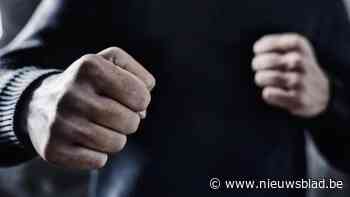 Dertiger riskeert 15 maanden voor brandstichting en doodsbedreigingen aan echtgenote: “Hij zou haar strot oversnijden”