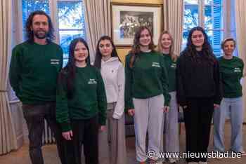 Van Melle naar Melle: leerlingen Sint-Franciscusinstituut brengen streekproducten aan de man in Franse zusterstad. “In het Frans uitleggen wat een mastel is: niet evident!”