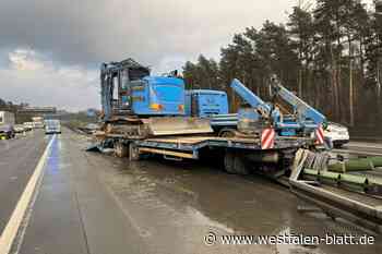 Lkw kippt auf Mittelschutzplanke - Stau auf A2 bei Bielefeld