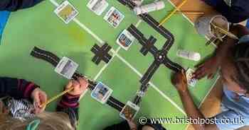 School kids build wind turbines and test jet engines in wild science week