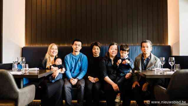45 jaar Chinees restaurant de Gouden Kroon en eerste kleinkind met lovestory om duimen en vingers van af te likken: “Ineens wou hij kip in zoetzure saus”