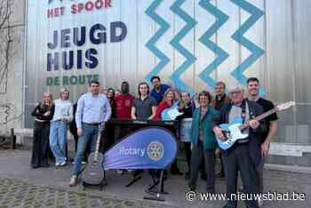 Rotary stimuleert talentvolle jongeren met muziekinstrumenten
