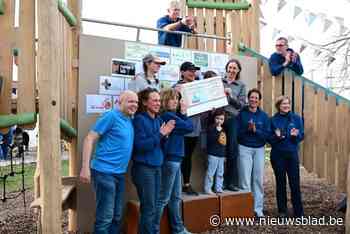 Bosloop Bierbeek schenkt 4.000 euro aan goede doel