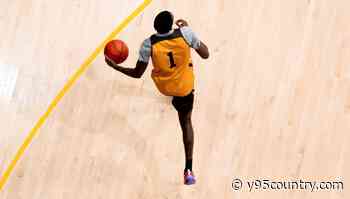 Wyoming Basketball Loses Another Guard to Portal