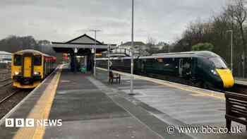 Trains running in Cornwall coast-to-coast project