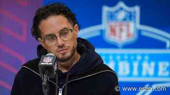 Dolphins' humdrum start to free agency sets stage for potential make-or-break draft