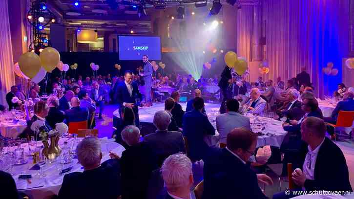 Zwolle wil dat Defensie betaalt voor sluis Kornwerderzand