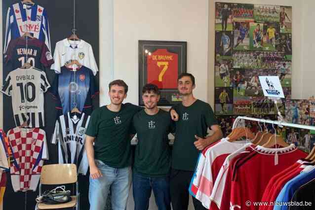 Op zoek naar iconische voetbaltruitjes van FC Barcelona of Manchester City? “Meer dan 2.000 unieke shirts en memorabilia op onze beurs”