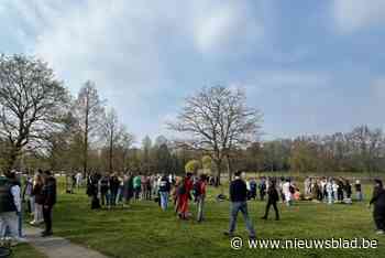 Honderden leerlingen geëvacueerd na bommelding in Kortrijkse school