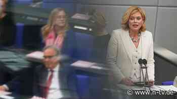 AfD trumpft auf, Gysi spaltet: Bundestag erlebt unschönen Auftakt in vier schwierige Jahre