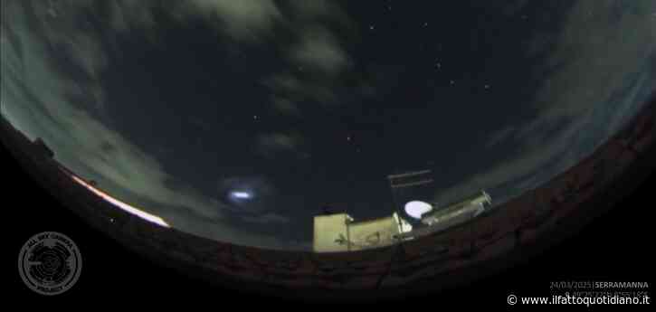 Spirale blu avvistata nei cieli del Nord Italia, il misterioso avvistamento è presto risolto: c’entra SpaceX