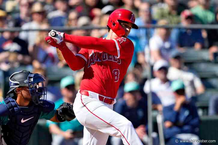 Angels release outfielder Mickey Moniak