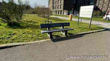 Nieuwe banken ‘als tussenstop’, maar burgemeester eist terugkeer bushalte aan ZOL Lanaken