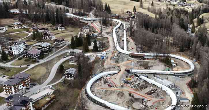 Pista da bob, la politica si pavoneggia (e tranquillizza) per il fine lavori: “Nostra Cupola del Brunelleschi”