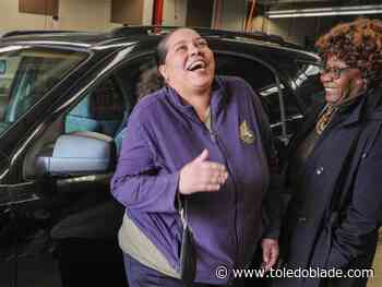 Start High School auto shop students fix donated vehicle to give away