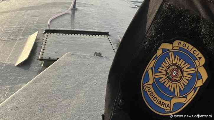 'Duikboot' met 6,5 ton coca&iuml;ne onderschept bij de Azoren