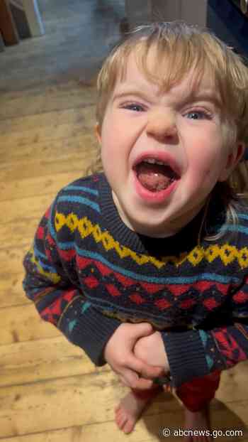 WATCH:  3-year-old tries raw cacao thinking it's chocolate
