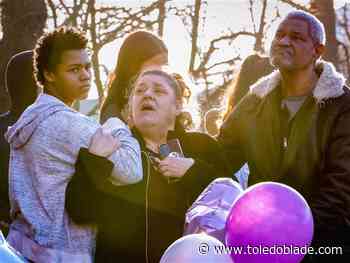 Toledo community remembers 13-year-old Keimani Latigue at vigil