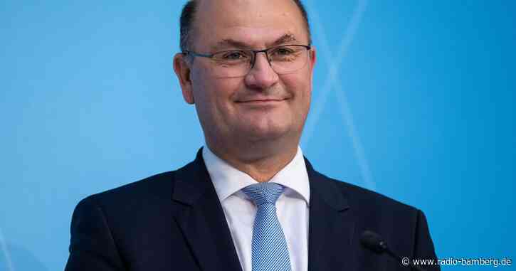 Füracker: Kommunen bekommen zentralen IT-Dienstleister