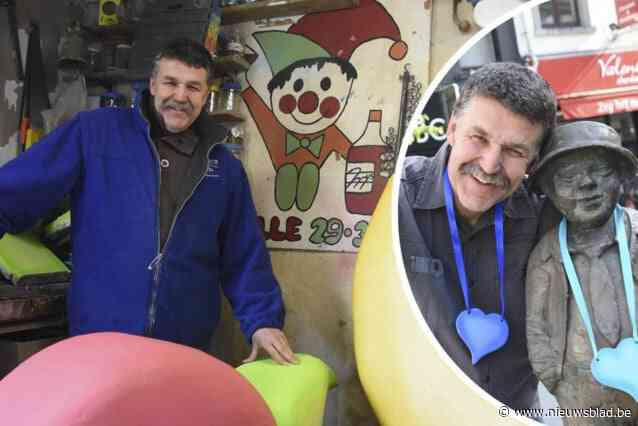 CARNAVAL HALLE. Ronny (63) gaat voor de vijftigste keer mee in de stoet: “Ik heb ooit mijn praalwagen in twee moeten zagen”
