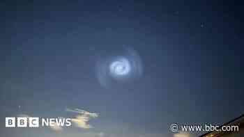 SpaceX fuel spiral 'looked like jellyfish' in sky