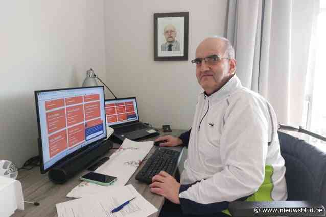 Jürgen (59) helpt mensen die in de problemen zitten gratis met hun papierwerk: “Ik weet zelf wat het is om in de miserie te zitten”