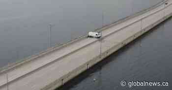Man charged in bomb scare that shut Kelowna bridge for hours