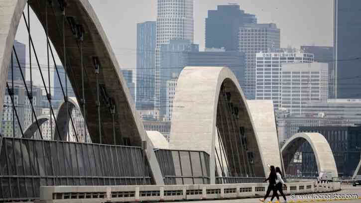 Fog, rain and clouds move into Southern California
