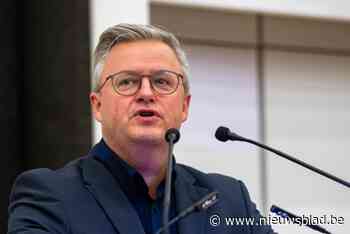Professor Carl Devos reageert op aantijgingen rond grensoverschrijdend gedrag: “Ik heb niets te verbergen”