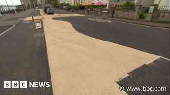 Seaside town's wavy parking lines removed