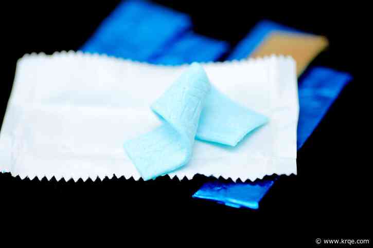 Chewing gum releases thousands of microplastics into body, study finds