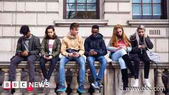Parents from 150 schools sign phone ban pledge
