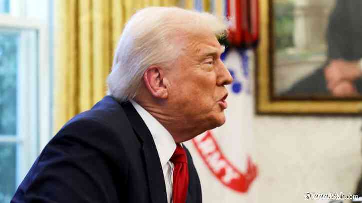 White House scrambles to contain Signal chat fallout