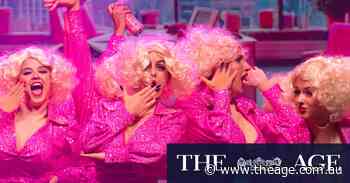 Bruce and Chyka Keebaugh told their guests to arrive by 6pm. Then a spot fire broke out