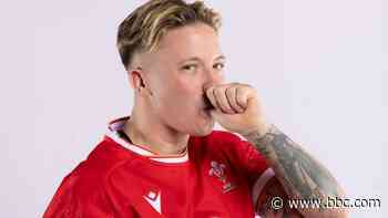 'Doing it for her' - Wales' Rose inspired by birth of daughter