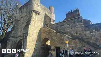 Tourists urged to donate to upkeep of city's walls