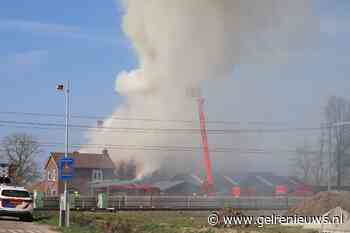 Grote brand uitgebroken op zorgboerderij in Tricht