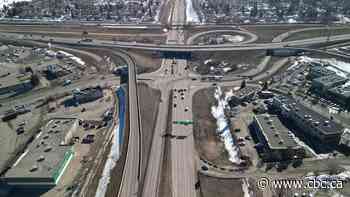 Saskatoon city council approves west side intersection upgrades to stop drivers from taking shoulder