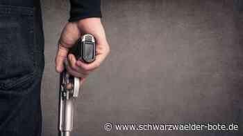 Räuberische Erpressung: Jugendliche am Busbahnhof in Calw bedroht