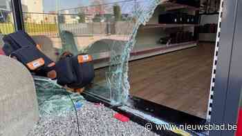 Dieven stelen geld van school en 50 trompetten van Adams in Lummen