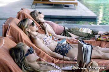 Michelle Monaghan tells us what book her 'White Lotus' character is reading