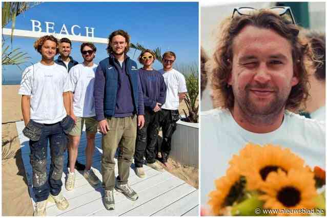 Vier maanden na overlijden van Maxim (26) zet broer Victor (23) zijn strandbar én levenswerk verder: “Dit moet een eerbetoon worden”
