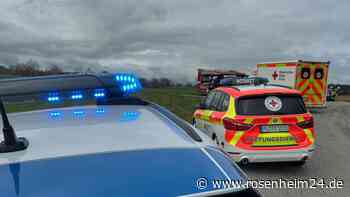 BMW und Mercedes stoßen bei Babensham zusammen